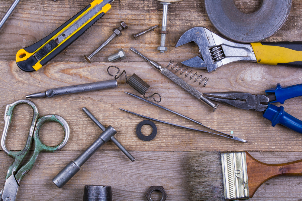 Group,Of,Repair,Tools,On,Wooden,Background